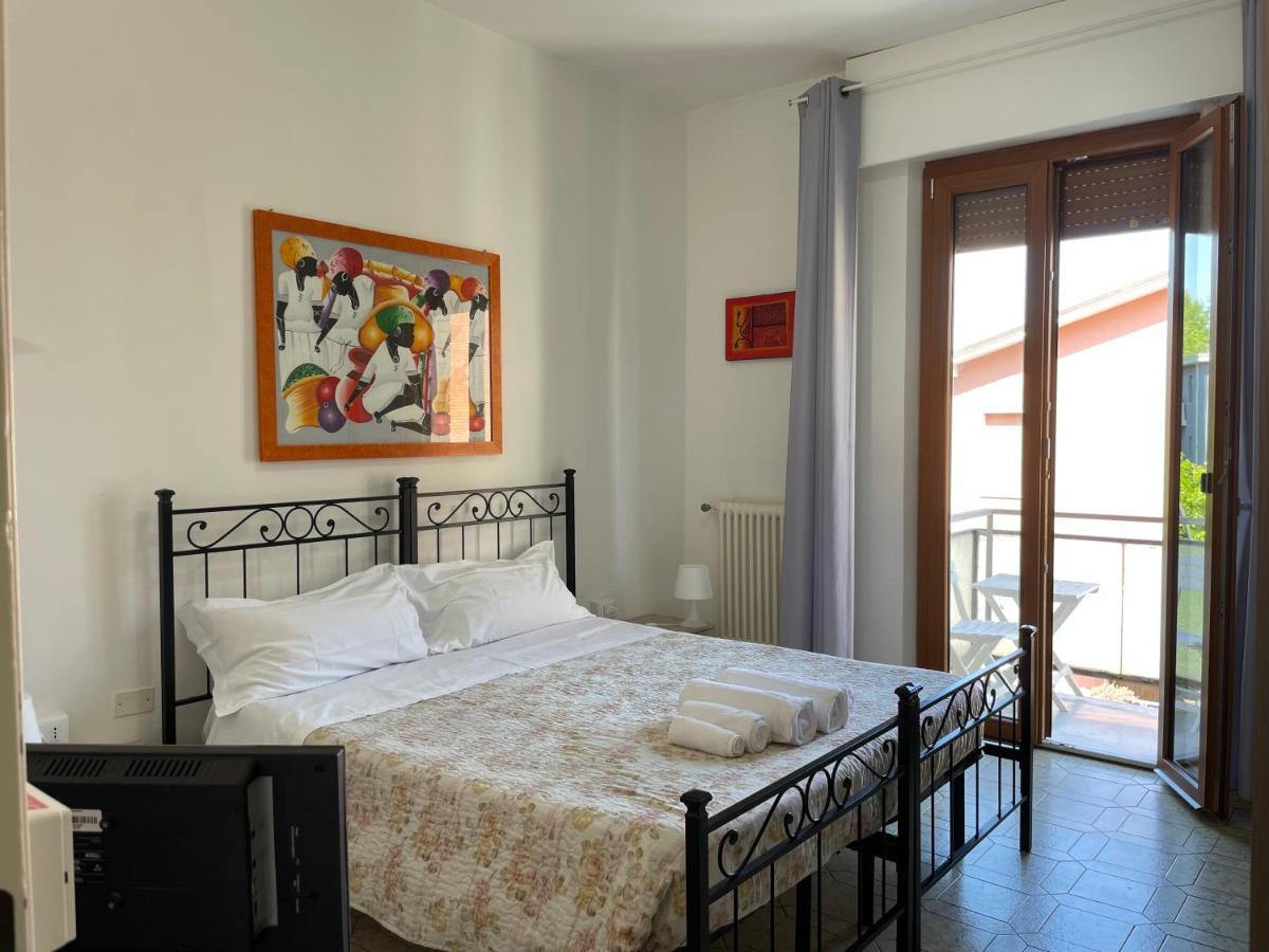 CASA VACANZE Affittacamere Senigallia 158 Esterno foto